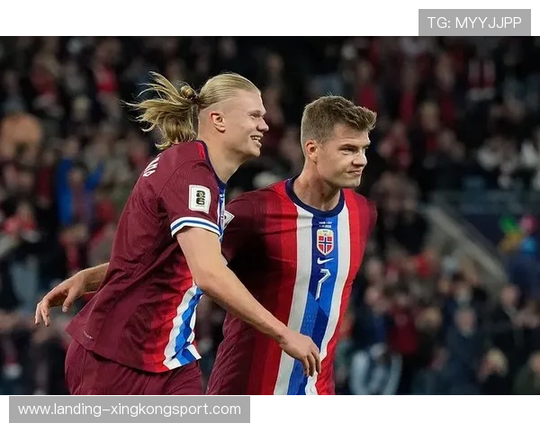 挪威稳健晋级，哈兰德头球与点球双响